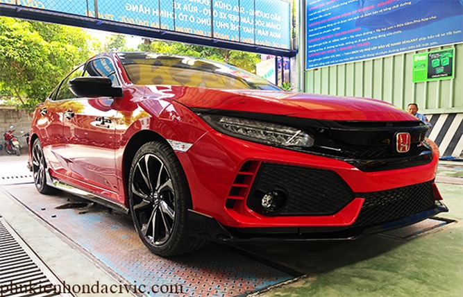 Honda Civic RS 2019 mạnh mẽ hơn với độ 03 pô