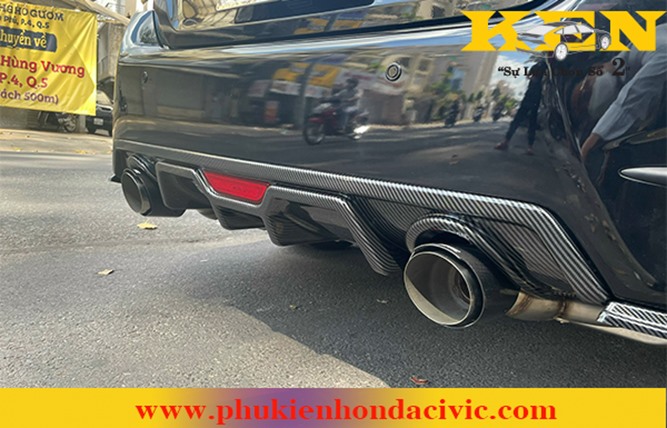 Lon Po Cacbon AKRAPOVIC Bóng